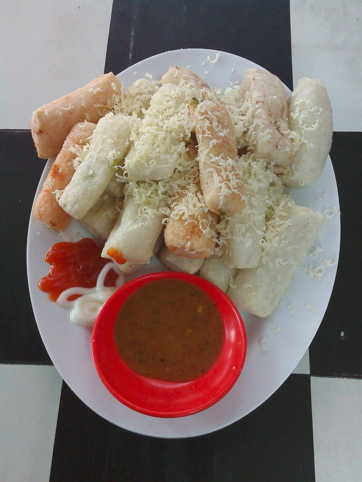 CirengKabinet's profile picture. Rasa Original, Udang, Kornet, Keju | Order » 085721119498 pin 7d590fdd Tanpa bahan pengawet & Pewarna :) Menerima Pesanan Seluruh Indonesia ;)