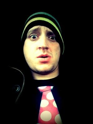 LPisklak's profile picture. Teoreticky pravda neexistuje. Prakticky ju má každý.