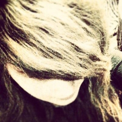 PierceTheCuree's profile picture. erm im a loser, thats basically it.