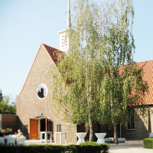 DeVerzameling's profile picture. De Verzameling; Uitverkozen tot mooiste vergaderruimte van Nederland 2012. Romantische trouwlocatie, muziekpodium, 
galerie en interieurontwerpbureau