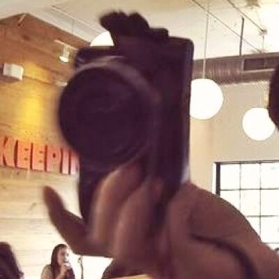 myautumnsky's profile picture. Graphic Designer