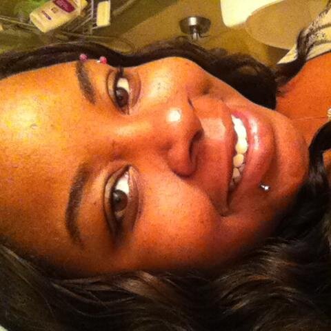 StickyBunz26's profile picture. IM 5'3 WITH A GREAT SMILE. I LOVE TO LAUGH AND MAKE OTHERS LAUGH. IM A HUGE NERD AND EVEN AKWARD AT TIMES. BUT HEY IM ME!!