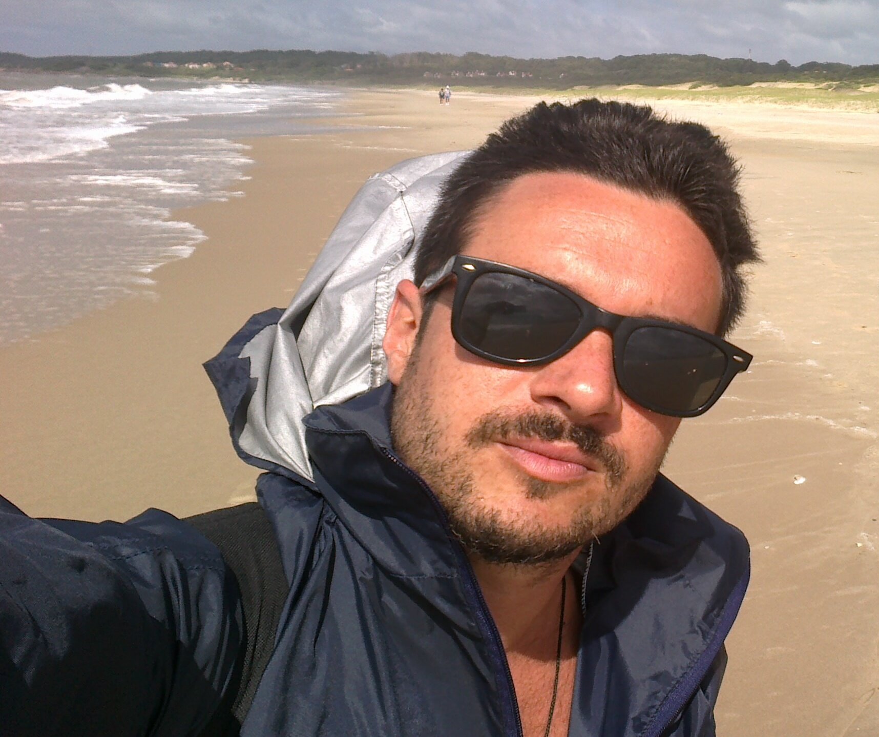 dmesayoq's profile picture. 