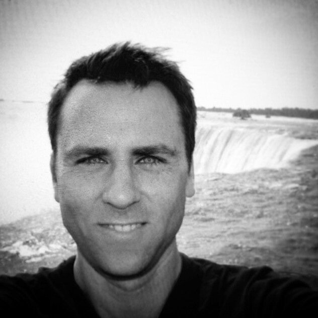 Dad to two awesome kids. Product Designer. Likes: Design, Typography, Photography. He/him.