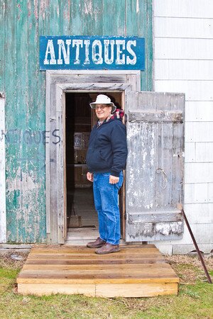 HunterdonFurn's profile picture. Wood working, re-upholstery, antiques and fun in the sun