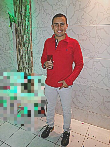 Sou o fruto proibido,o atalho pro paraíso, sou teu anjo malvado teu sonho acordado,sou α resposta pra tua questão, sou teu desejo,tua doce ilusão...