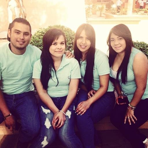 La musica es la alegria del corazon :)