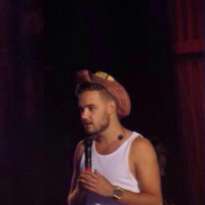 rt my rts and ill rt you anything you want in @zaynmpr or in @whiskayn just ask thank you:)