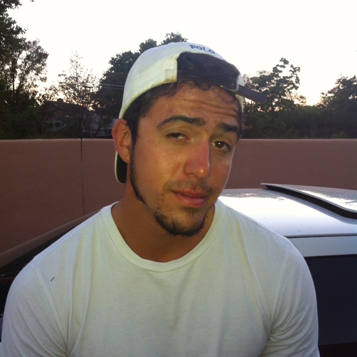 nickynoonz20's profile picture. 