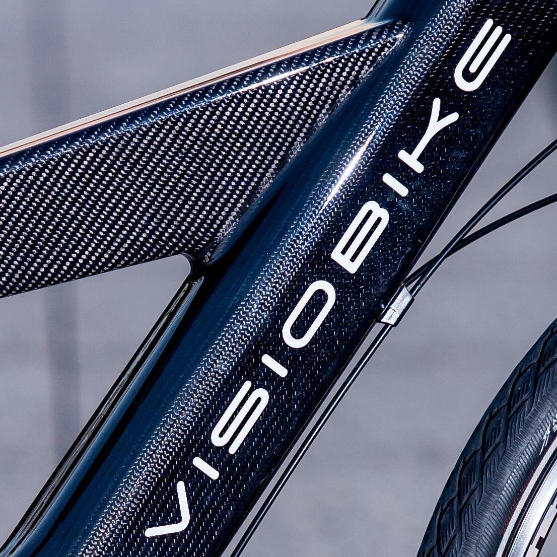 Visiobike's profile picture. The world's most sophisticated ebike. 120km range, 45kph top speed, 11 senses, onboard AI, auto-shifting, smartphone & Google Glass integration + much more...