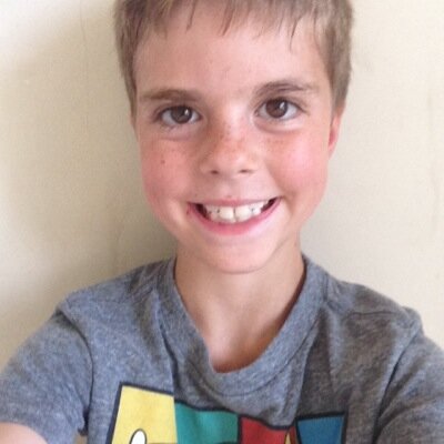 Hi this my bio. I go to wes. Im 10 years old. Besties are nylah, kolbi, devon, alma, gianna, caleb, logan, karyn, snow, issabella and wilber.