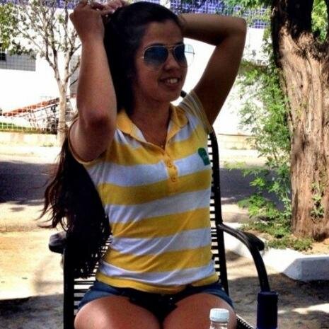 Estudante de Nutrição, 19, Brasil, Paraíba.