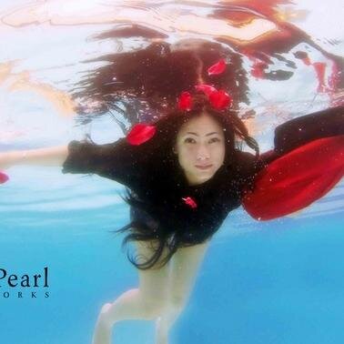 Jasa Foto Prewedding Wedding Outdoor Studio dan Underwater. mampir yuk di  http://t.co/BJOHxWM6Dp