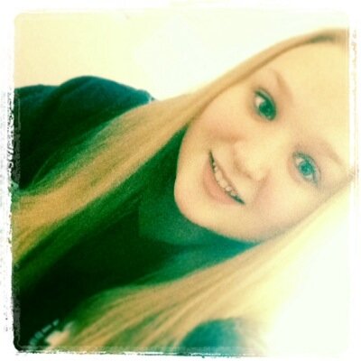Im a freahmen, Im 15 years old, I love music, Im a directioner, I love Harry Styles