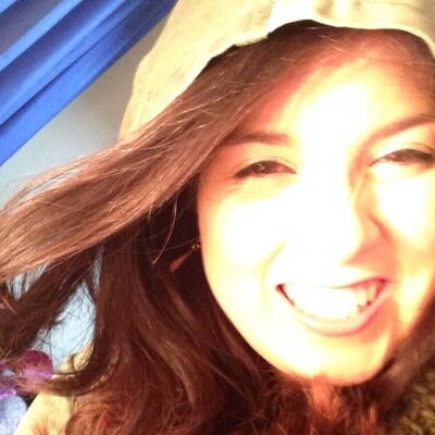 Intolerante de la intolerancia, amiga de mis amigos, paciente por excelencia y por sobretodo, alegre y agradecida de la vida!