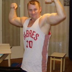 uwixfro's profile picture. 