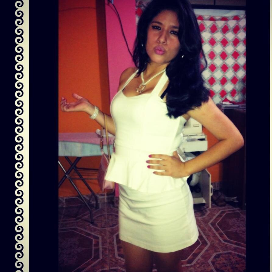 Estudiante de Ing.Ambiental - Save Nature. 
Amo el chocolate y me encantan los Delfines :3