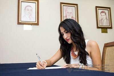 Ing. Química Industrial #UADY, FJR Mérida, Subsecretaría de Activismo Politico CDE PRI Enamorada de la vida, PRIncesa de ♥