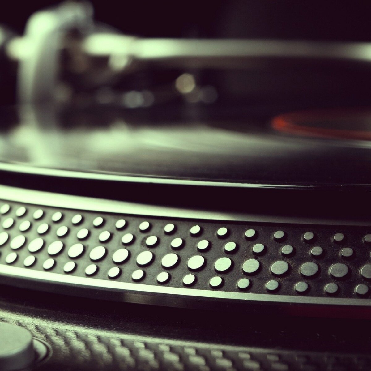 £199 per track | Original tracks for sale | All forms of House,Techno etc | Have as much input as you want | NO ADVANCE PAYMENT | Email: mmkmastering@mail.com