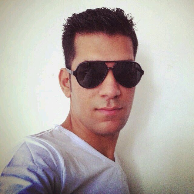 ahmadzhaleh's profile picture. 