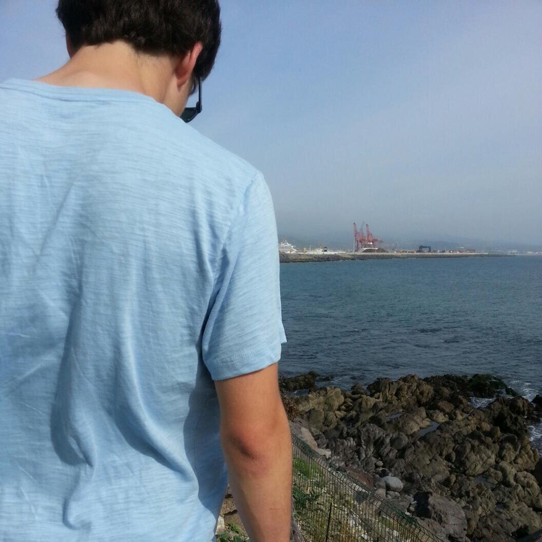 manl7's profile picture. 