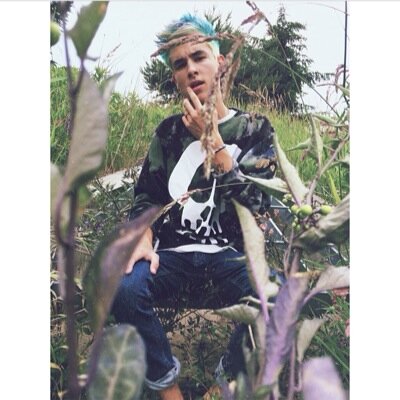 FOLLOW @ricoloveso2l FOR A DM TO KIAN