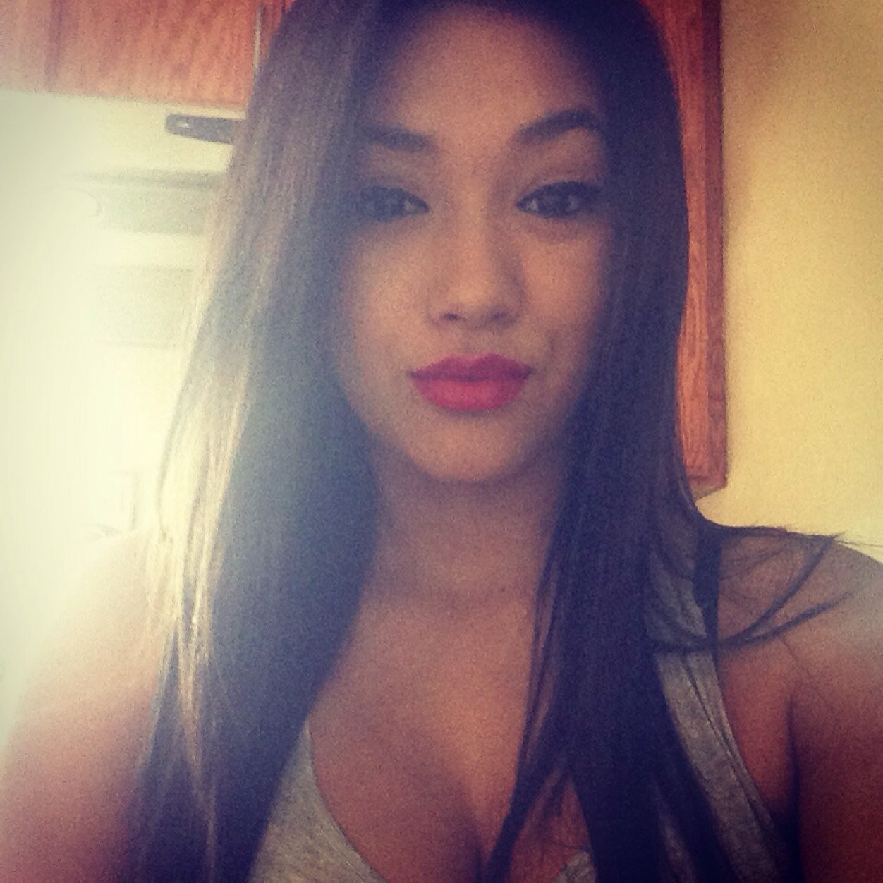 ElenaRios80's profile picture. 