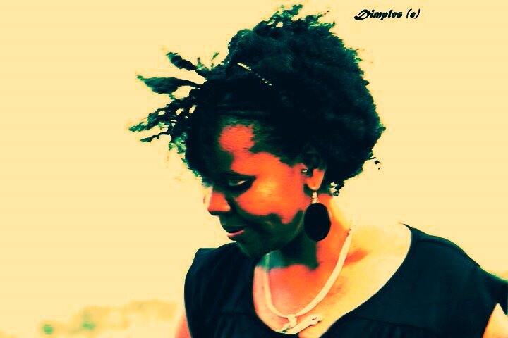 Communications specialist/Journalist|
Blogger|Guitar lover|ArtPreneur|Photo addict|Pet keeper|Ethical creative|
Swimmer|Stylist|Sanguine \o/
