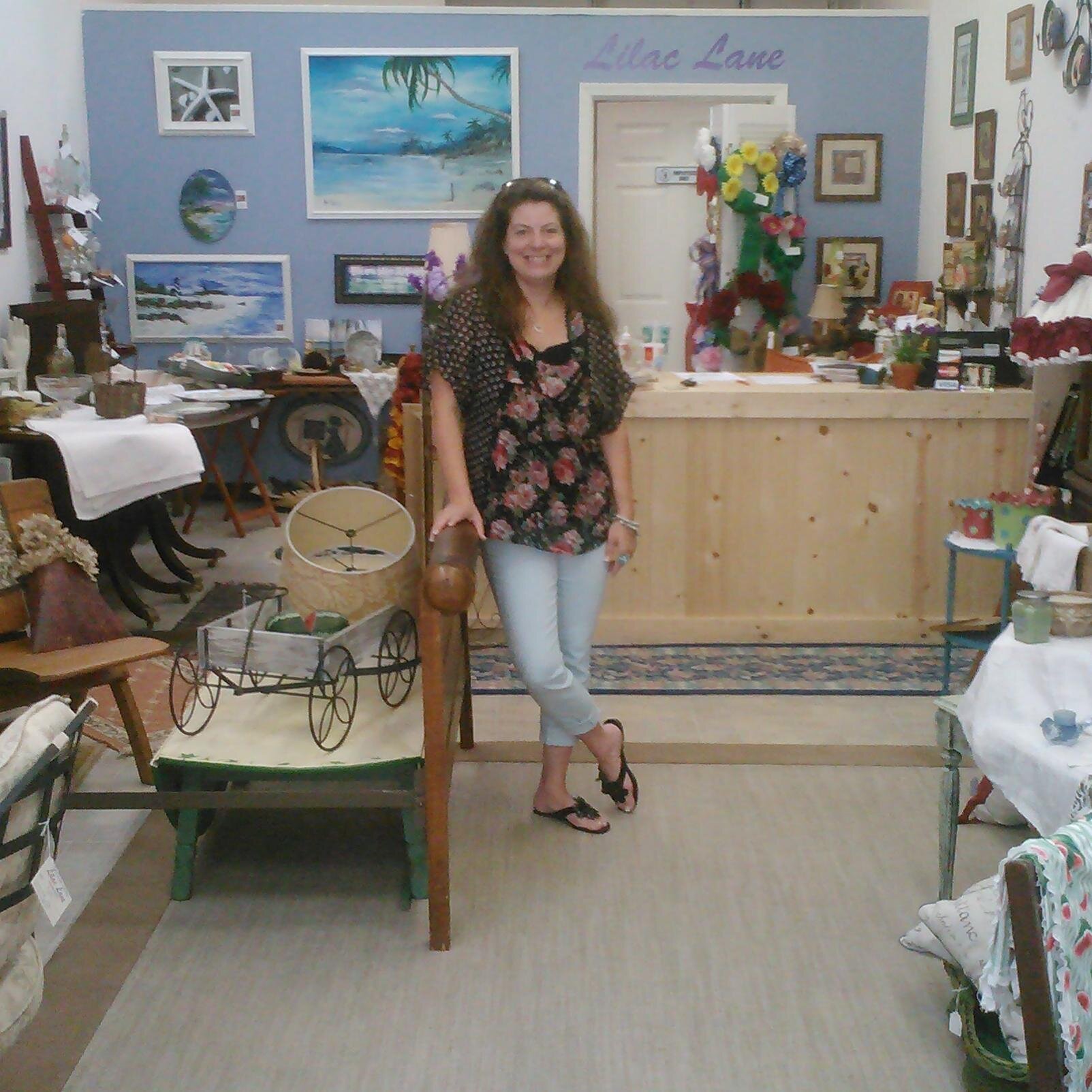 Home furnishings consignment boutique, gift shop, & DIY Studio 🔨🖌️✂️
