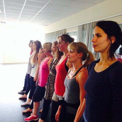 A day of Dance tweets by producer @LiaPrentaki
