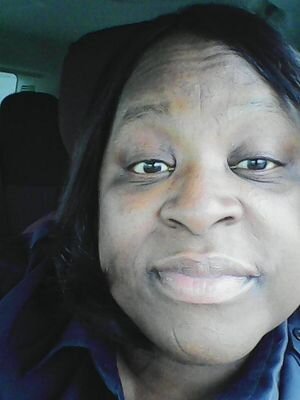 lindamarie61621's profile picture. 