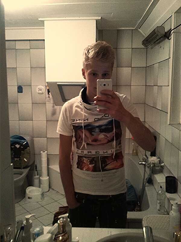 Elijan Withaar| 15 jaar | Vechtdalcollege Ommen| OK4B | Insta @Elijan001|