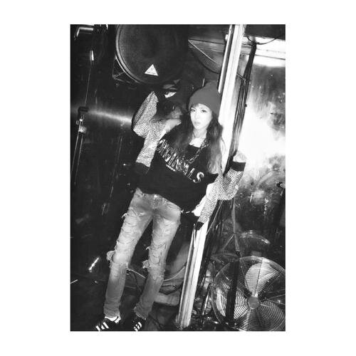 「1 | free follow from @bomyuuki because I sarang you」