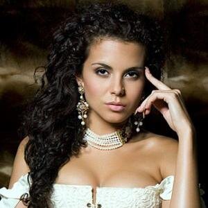 Follow back # Взаимный Фолловинг # Увлечения - #государство, #политика, #мода,  #красота, #бизнес, #общество, #християнство, #держава