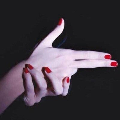 DEB-CAT-SUE-ANNIE-IZZY. Depressed, selfharm, social phobia, TS, anxiety, psy, blabla.