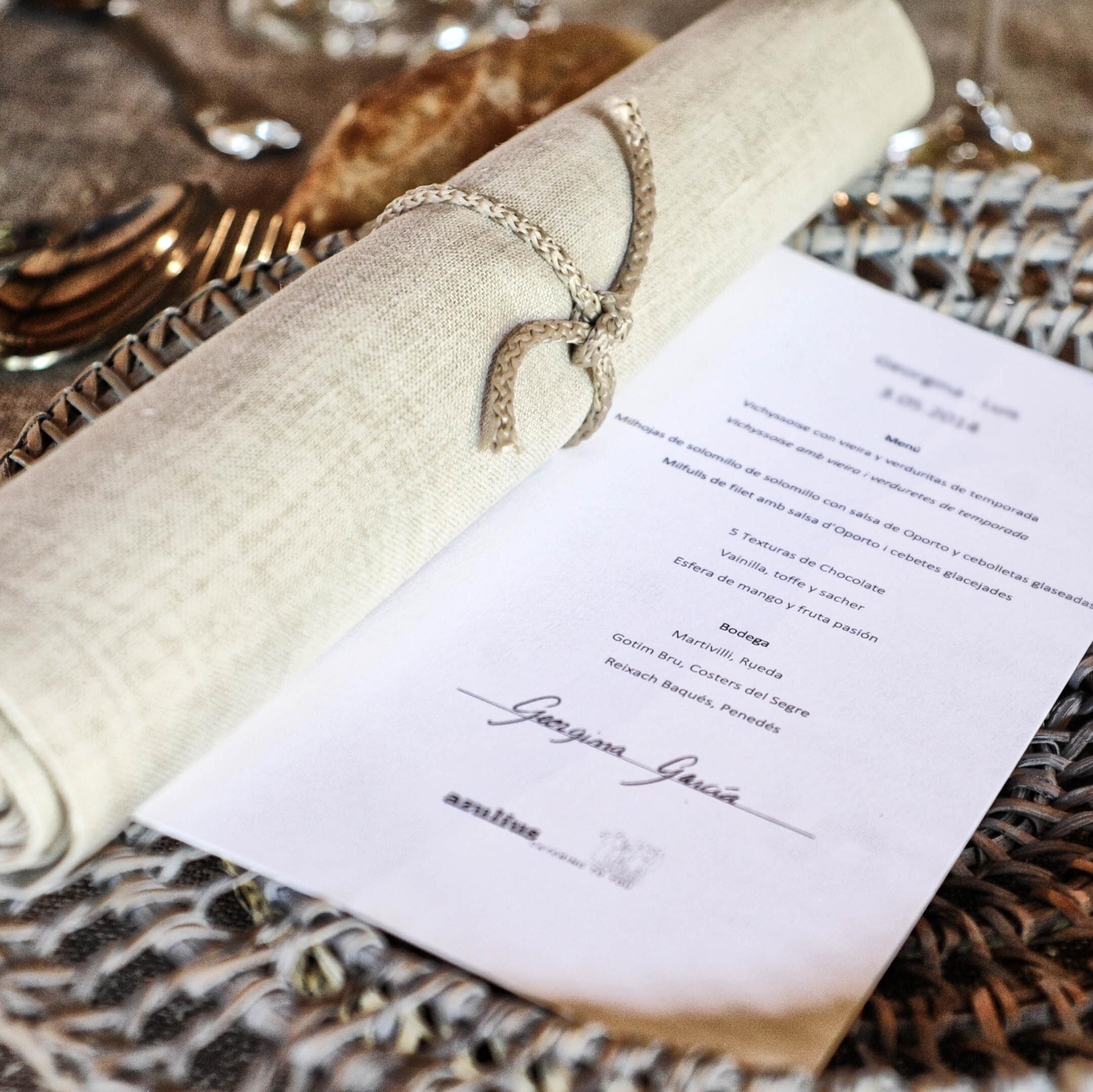 Diseño de bodas y eventos únicos.         Somos conscientes de que la perfección es una meta difícil, pero la pretendemos día a día 
info@vintagebcnevents.com