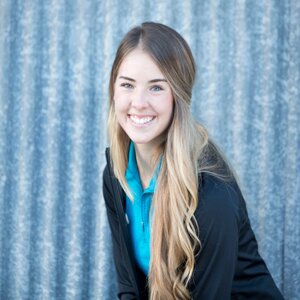 Hello! I am a health and nutrition coach here to help you gain energy, kick your cravings and get healthy from the inside out.