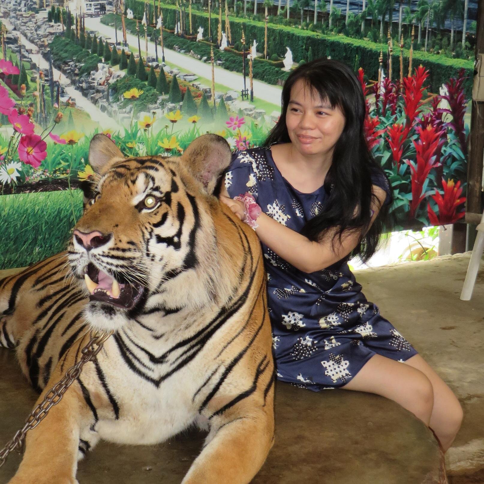 FiliaLovebook's profile picture. Suka membaca dan jalan-jalan :)