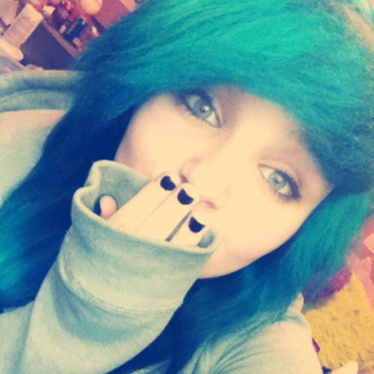 ☠кяιѕтιиαн яσѕє☠
◐Kik~Party_With_Pikachu21
◑Cats are adoraвləѕ (=^ェ^=)
◐ℐ ℳᎾЅℋ ᏇℐᏆℋ ЅᎯᏆᎯℕ
◑❧Bi-Səxual❧
◐ⓑⓐⓝⓓ ⓦⓗⓞⓡⓔ ☠
◑♡Follow and I Follow back♡