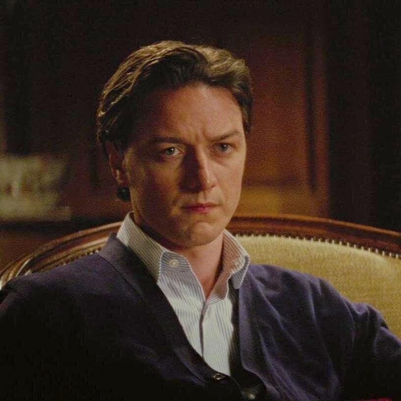 I'm Charles Xavier but you can call me Professor X. I am very powerful telepath. #Relationship with @AngelSalvadore_ she's sexy and only mine. I love my girl