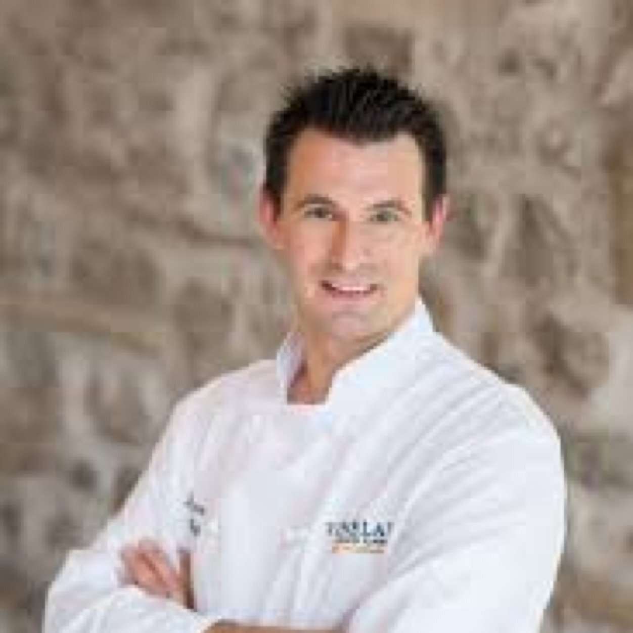 Executive Chef at Vineland Estates Winery, Husband, father of two, loves hockey!