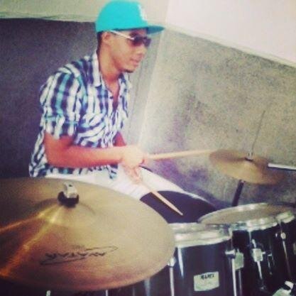 Nome: Felipe Campos (14/05) signo:Touro - namorado da @eu_dressa