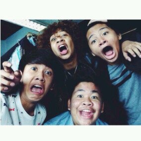 Officals Alovers From Gorontalo
|Only You @Alvaromaldini1• #truealovers• #proudtobecomate•
#OneMillionAlovers•
|Haters?No matter what happens!!|