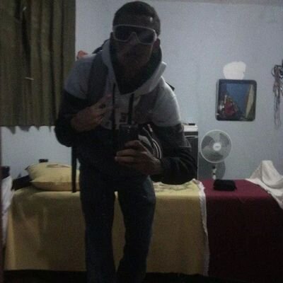 instagram yagotonassi21    whats 22 998080422