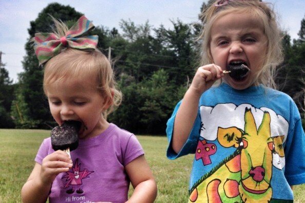 Spreading the love of Jesus & sweets to children in our community.