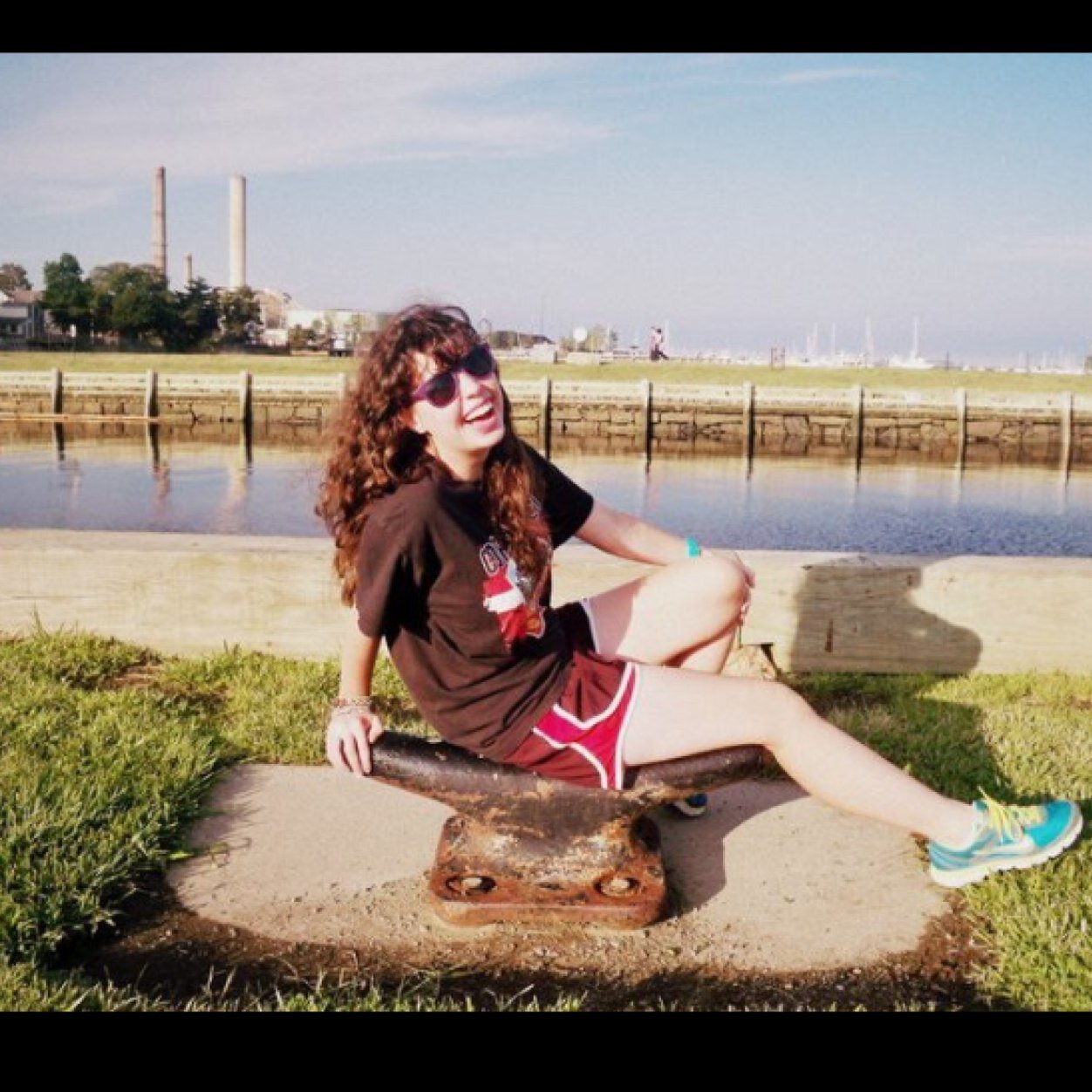 kelly17h's profile picture. Don't be mad cus I'm doing me (making obscure references) better than you doing you (not making references, obscure or otherwise).     (she/her)