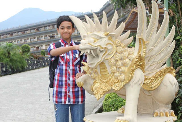 Y.21{}