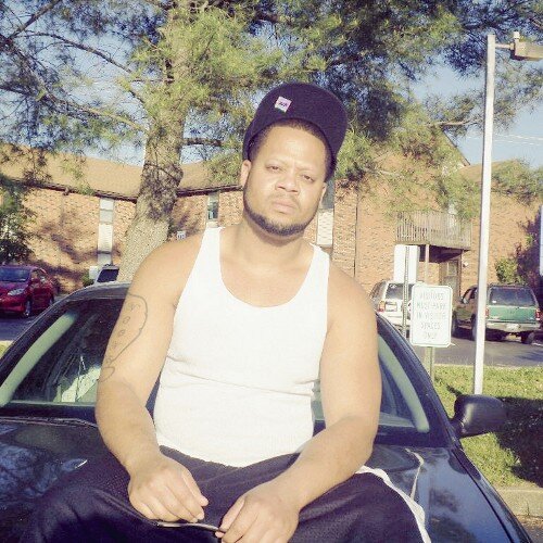 BORN IN NAP RAISED IN KY. MONEY IS MY MOTOVATION STRAIGHT WORK FLOW WHEN IM CLOCKED OUT IM STILL CLOCKED IN