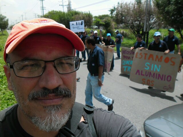 Físico Teórico. Voy por una Palestina Laica, Democrática y no Racista. Abajo el Estado Sionista de Israel y su apartheid.