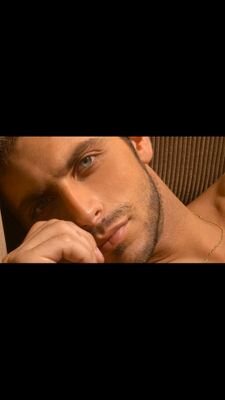 ‏الحساب هذة راح اعرض لكم منو احسن واحد بتويتر يومي وسبوعي وشهري وكذا سو فولو عشان ارفعك